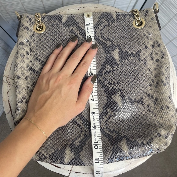 Michael Kors Jet Set Chain Snakeskin Print Bag - Picture 9 of 11